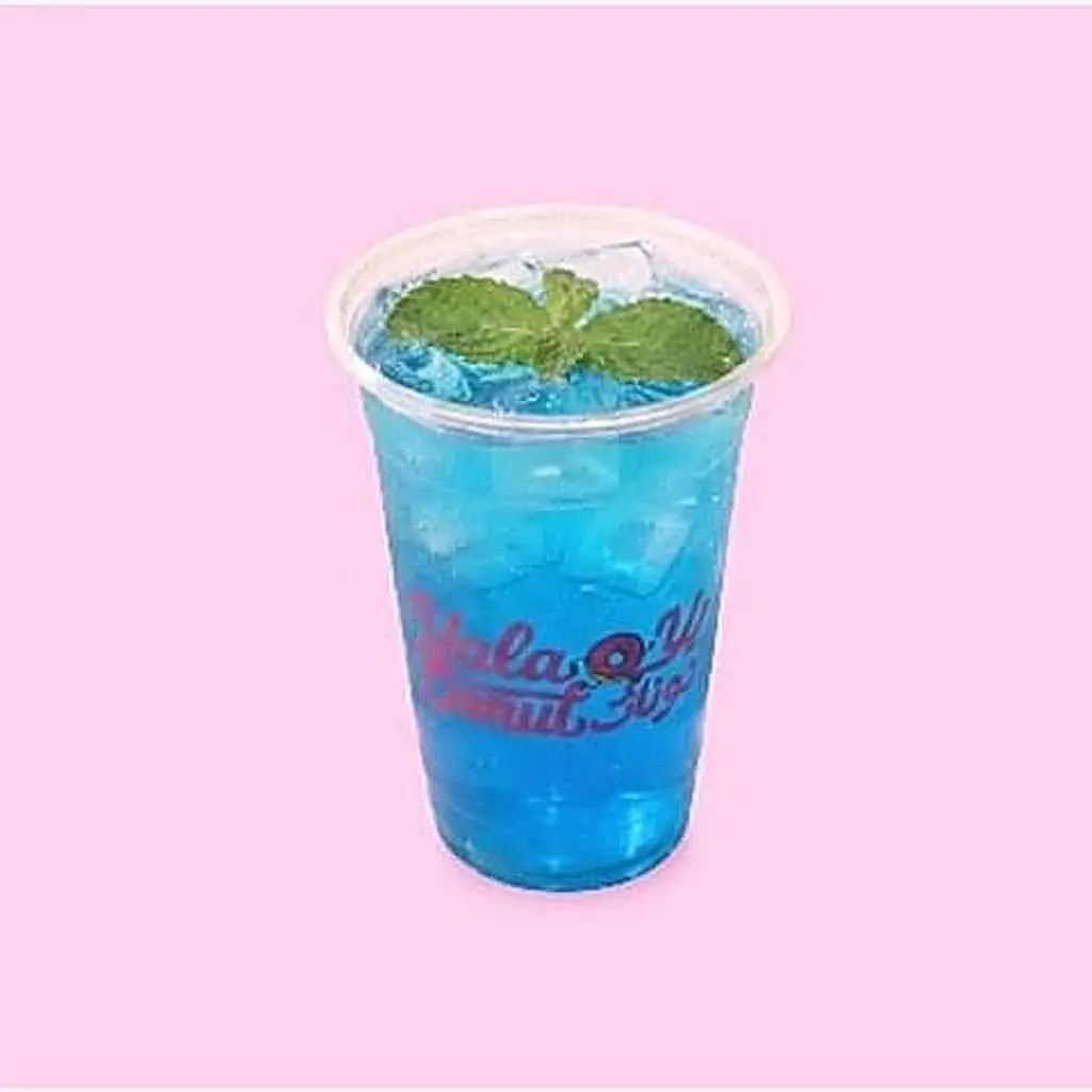 Blue Curacao Mojito