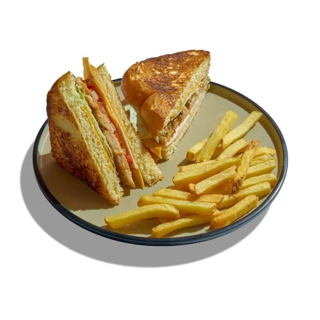 CALI CLUB SANDWICH