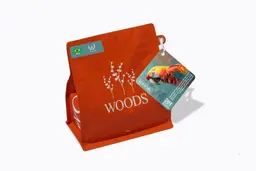 برازيل أرارا مائتان وخمسون جرام