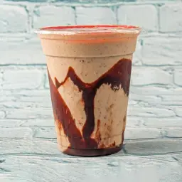 ميلك شيك سنيكرز