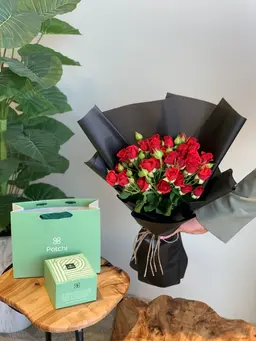 Baby rose red with patchi chocolate
