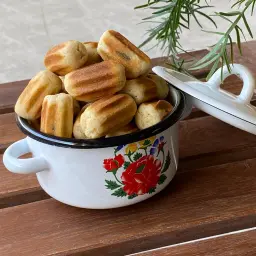 Churros Ma'amoul Stuffed with Dates