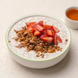 وعاء الشوفان بالفراولة