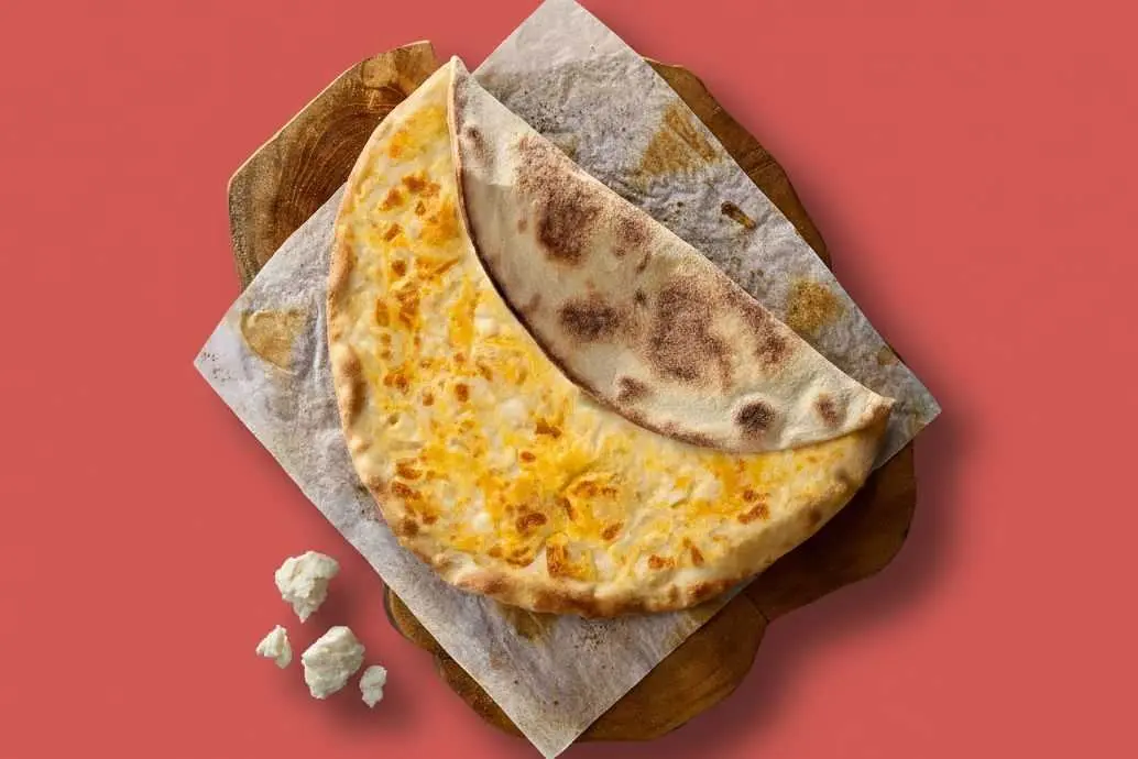 Egg n Cheese Manakeesh