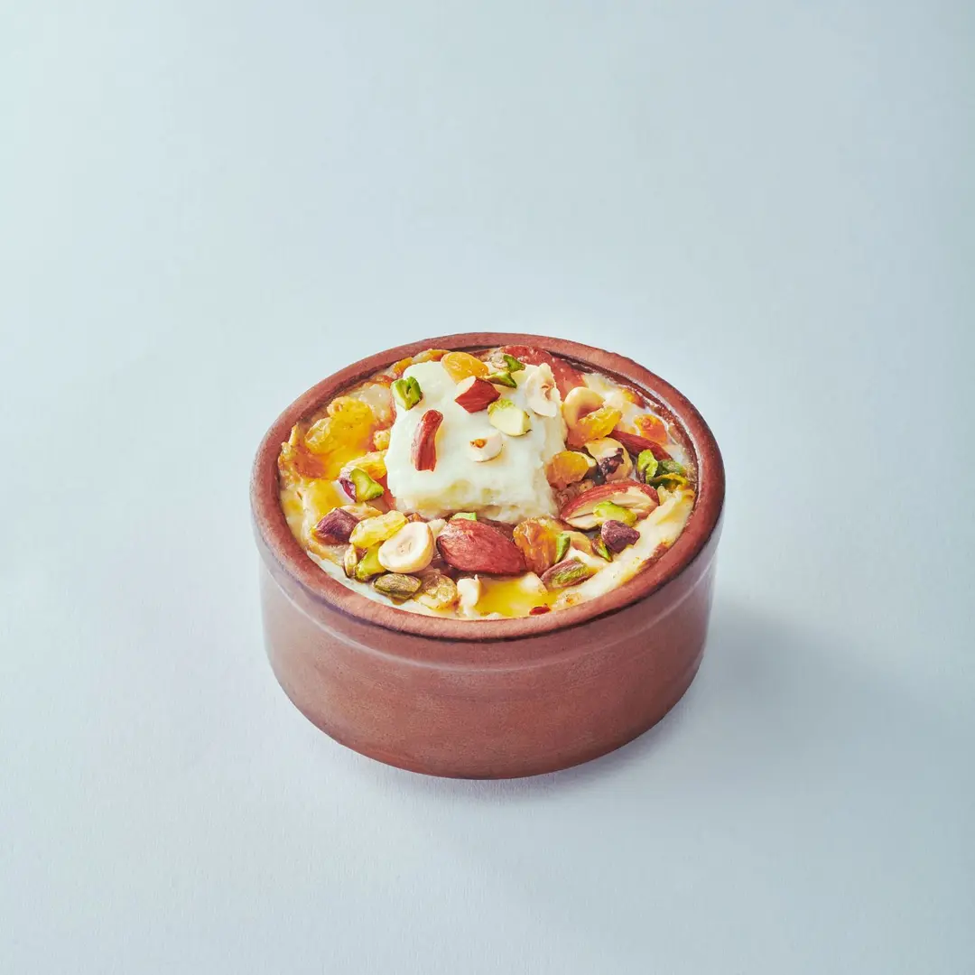 Umm Ali cream + nuts