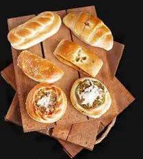 علبة فطائر كبيرة (16 حبة)