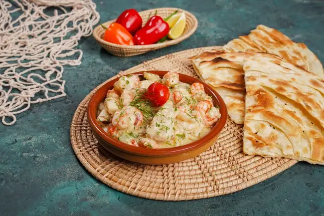 طاجن اف 16