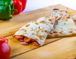 فطيرة نقانق