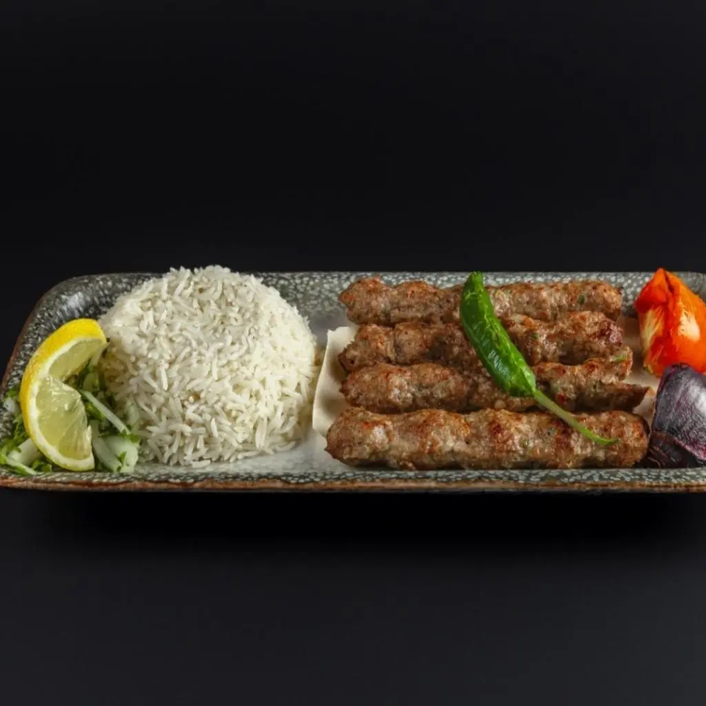 كباب لحم مع الارز