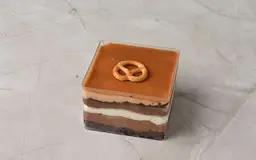 كيك بريتزل علبة
