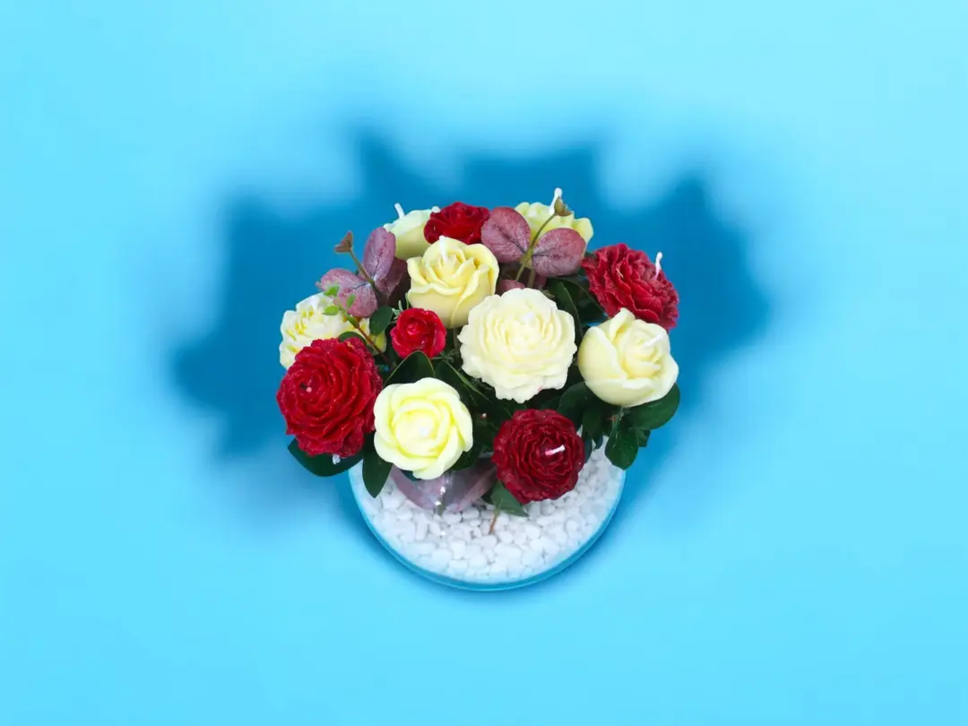 Red Flower Candles Vase 0209