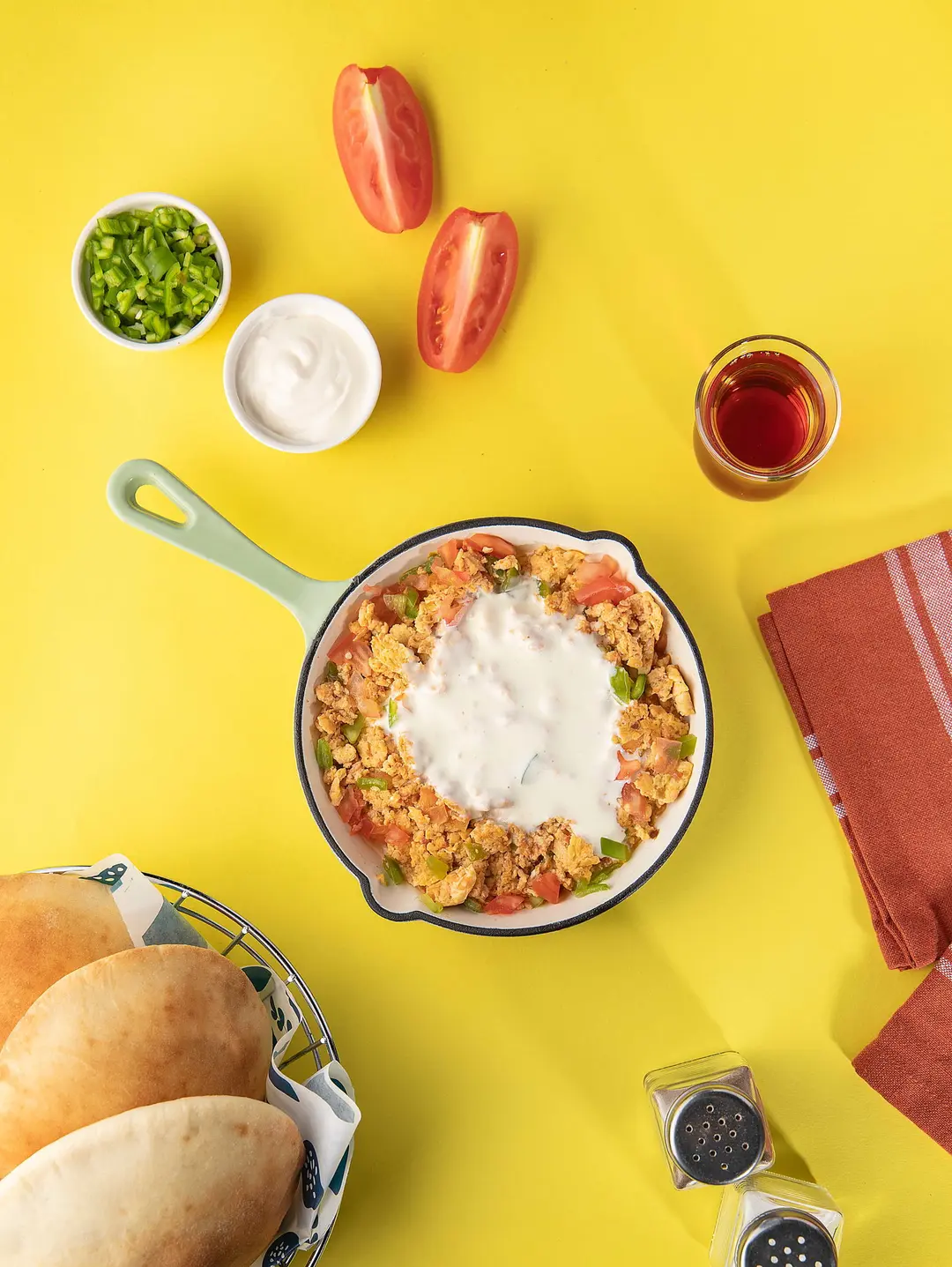 Cheese shakshouka