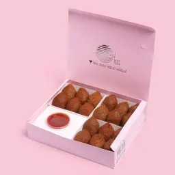 Kibbeh box, 18 pieces