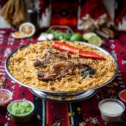 نفر تيس مضغوط