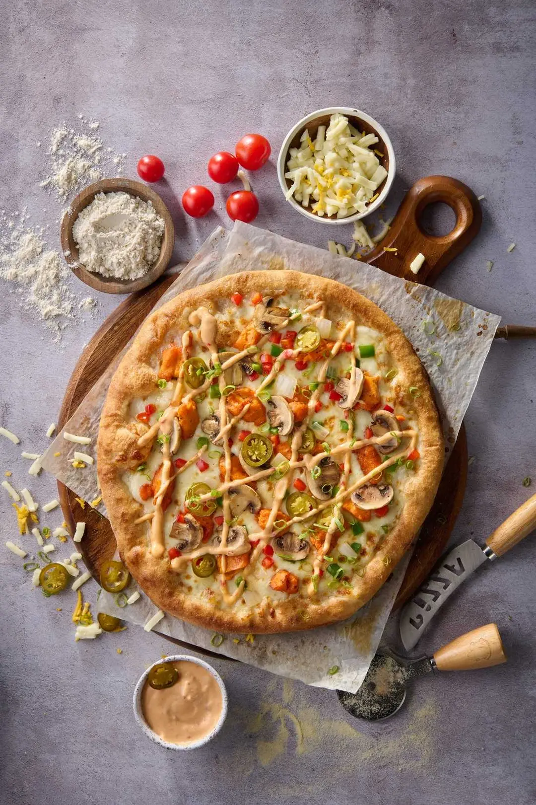 Chicken Tikka & Mushroom Pizza Large