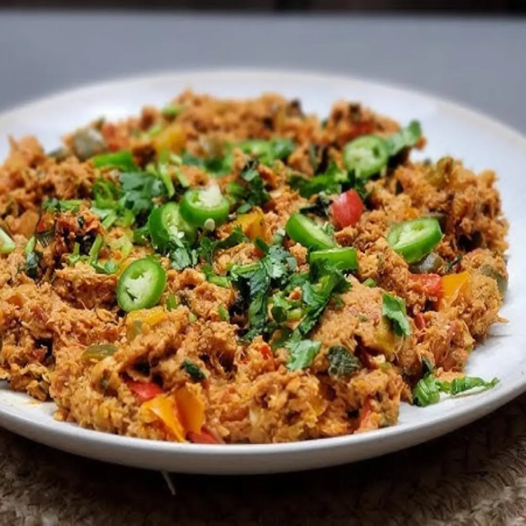 Tuna with Eggs