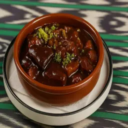 طاجن لحم بالخضار مع الرز