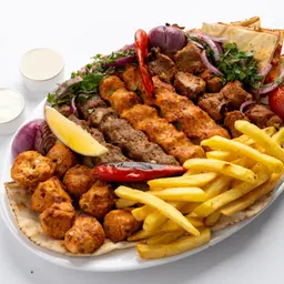 نص كيلو مشكل مشاوي