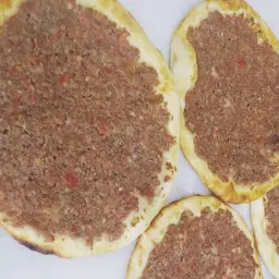 فطيرة لحم مفروم