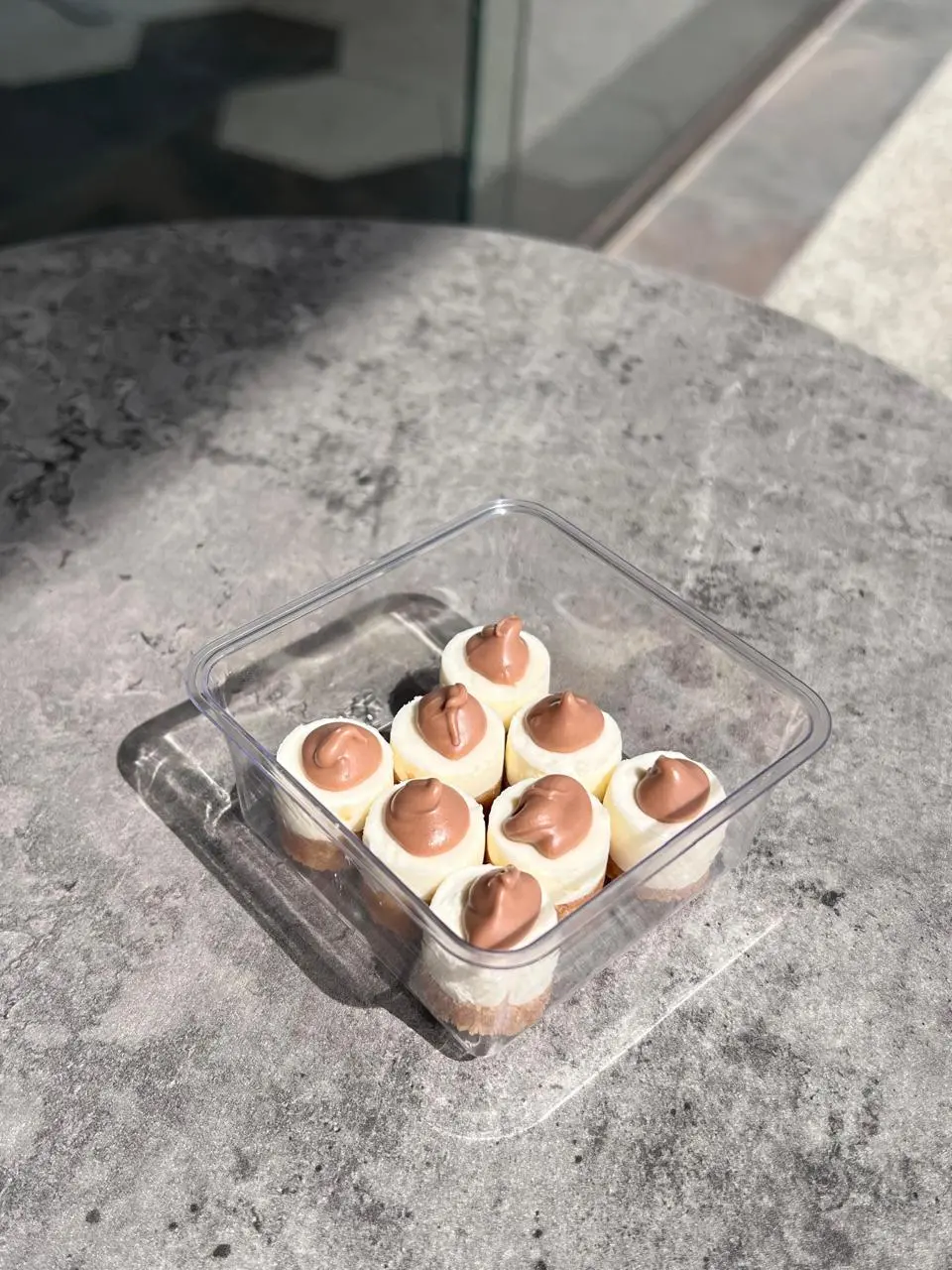Tiny Kinder Cheesecake the size of the piece 2 cm * 2 cm