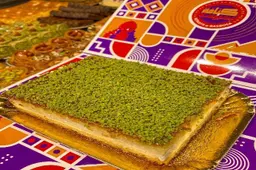 Turkish Basbousa with Cream