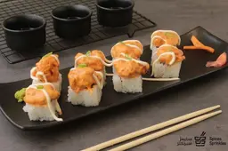 Volcano Sushi 8 PCS
