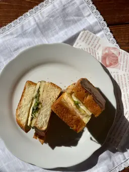 تشيز أومليت بريوش