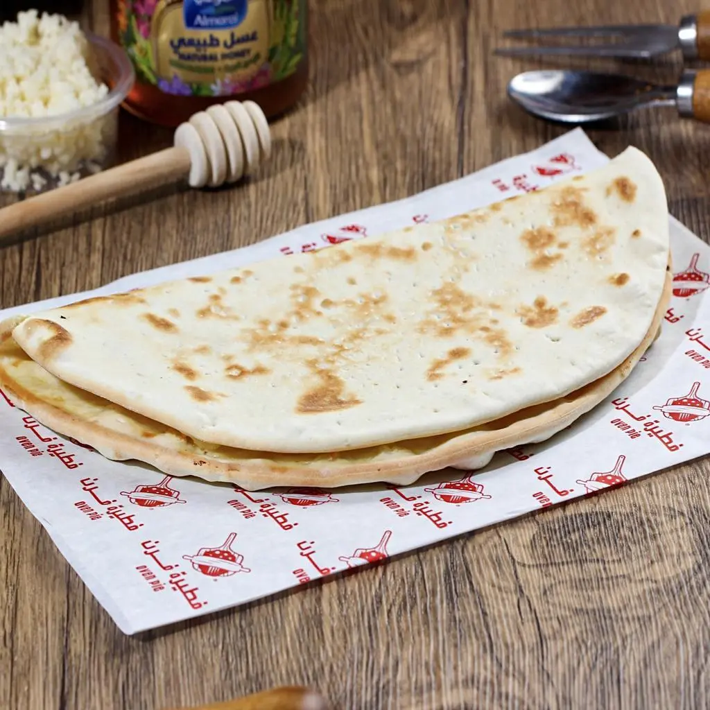 فطيرة لبنة عسل