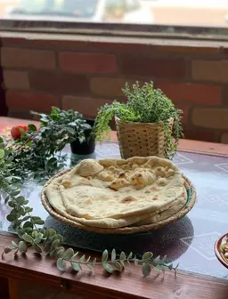 خبز عربي