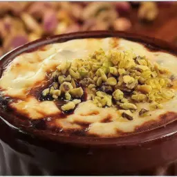 ام علي كبير