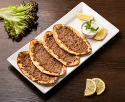صفيحة لحم بالخضار