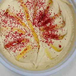 علبة حمص
