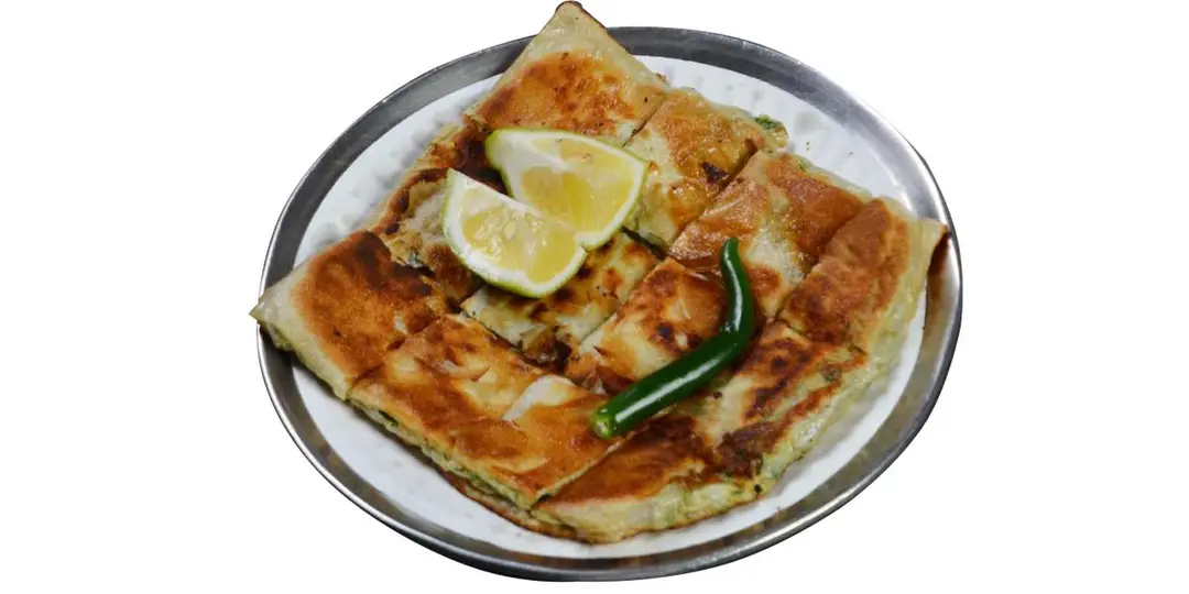 Mutabbak Cheddar Cheese Vegetables