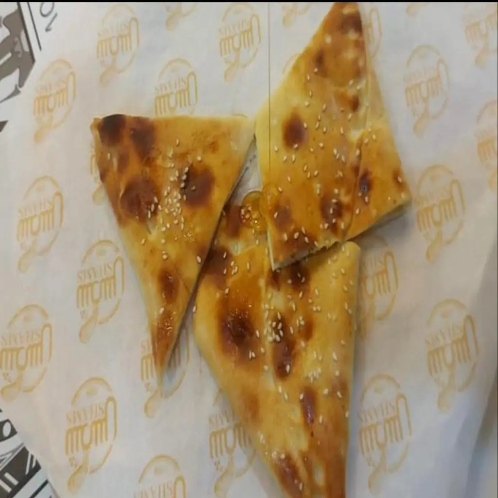 فطيرة لبنة عسل