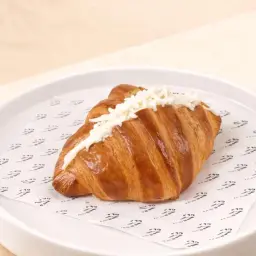 Mozzarella Cheese Croissant