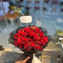 Baby Rose Bouquet with Black Wrapping