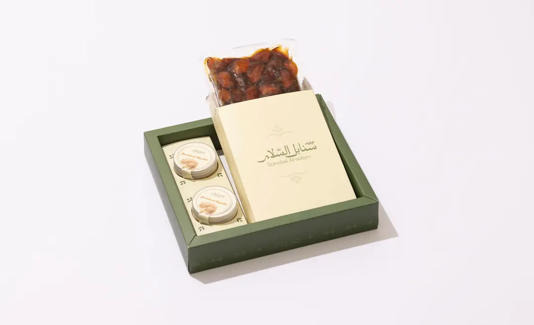 Sukkari dates served with a side of tahini