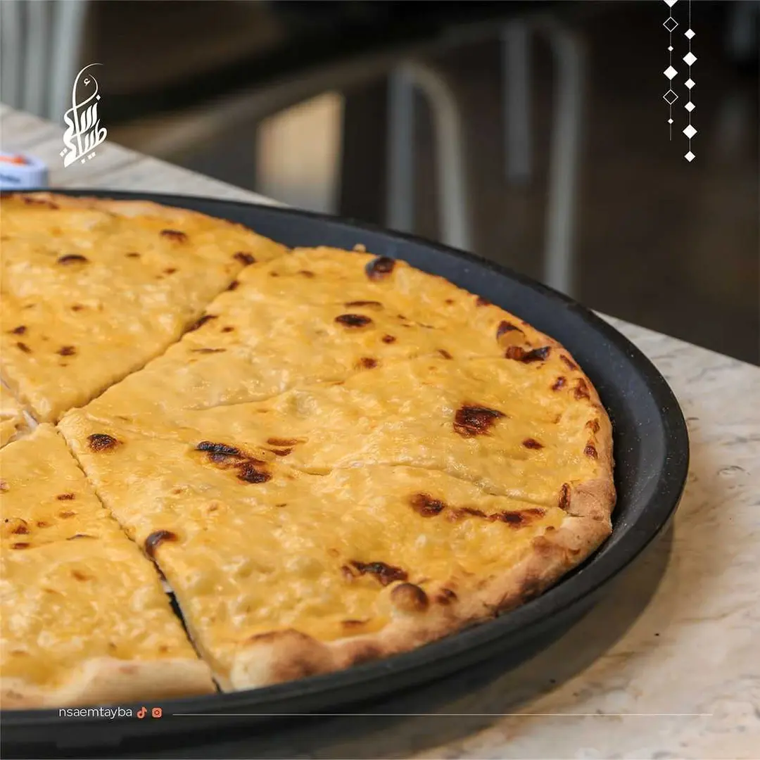 Large liquid cheese-