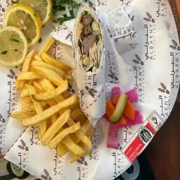 كباب لحم سندوتش
