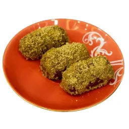 Kashmiri Chomchom