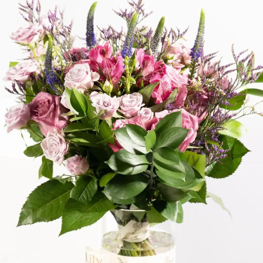 Share love leather vase