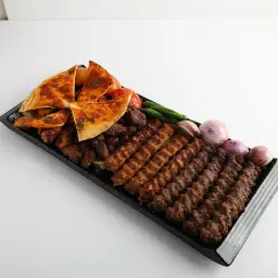 كيلو مشكل مشوي لحم +دجاج