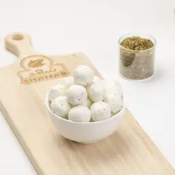 Jerashi Labneh Balls in Oil