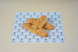 شابورة أصابع بالسمسم