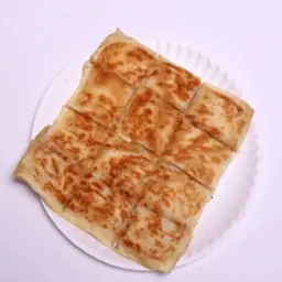 مطبق بالقشطة والعسل