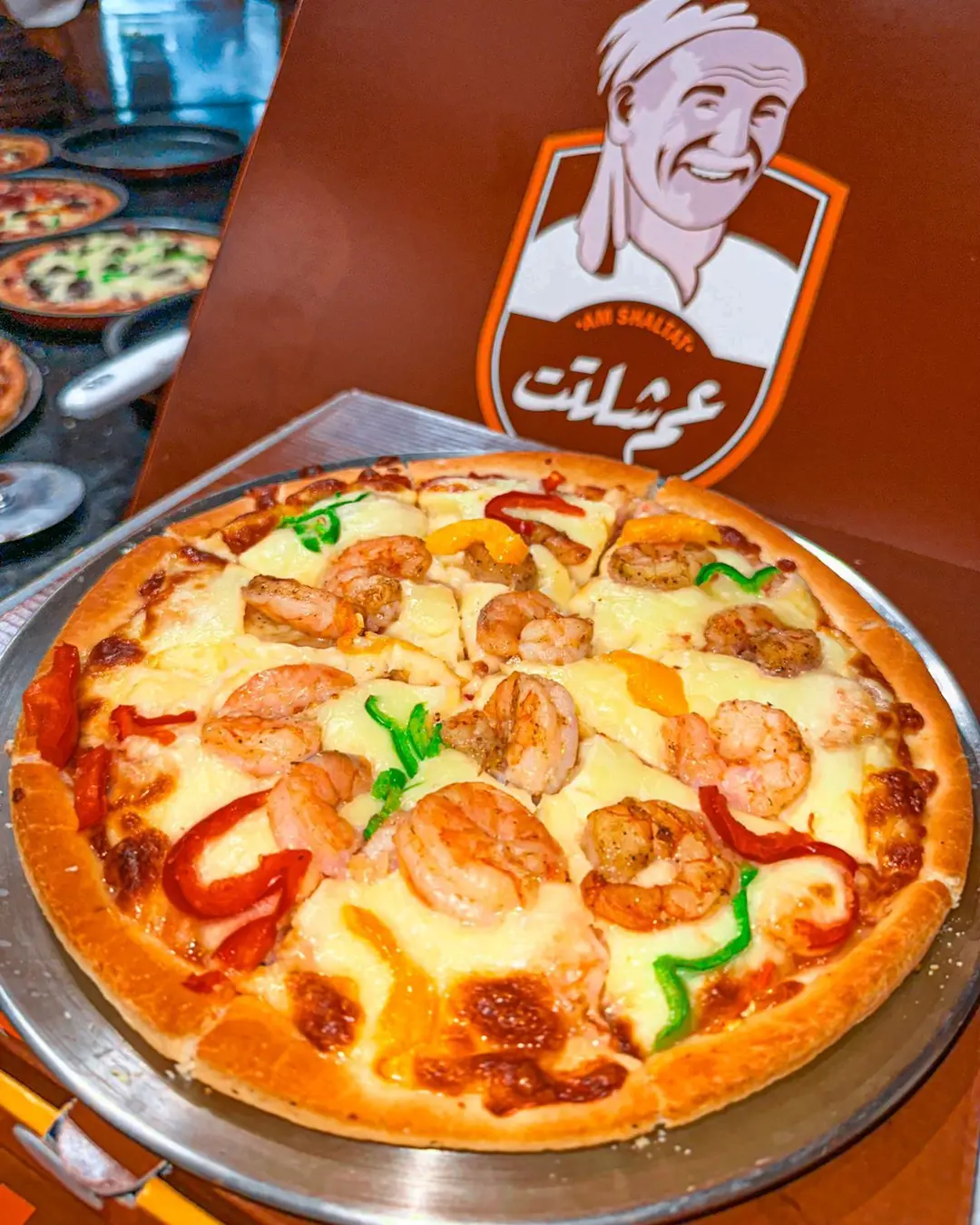 Large shrimp pizza