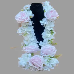 White and Pink Artificial Flower Necklace