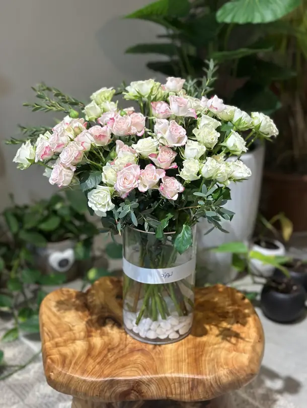 فازة ورد طبيعي A