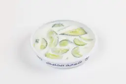 سلطة خيار لبن