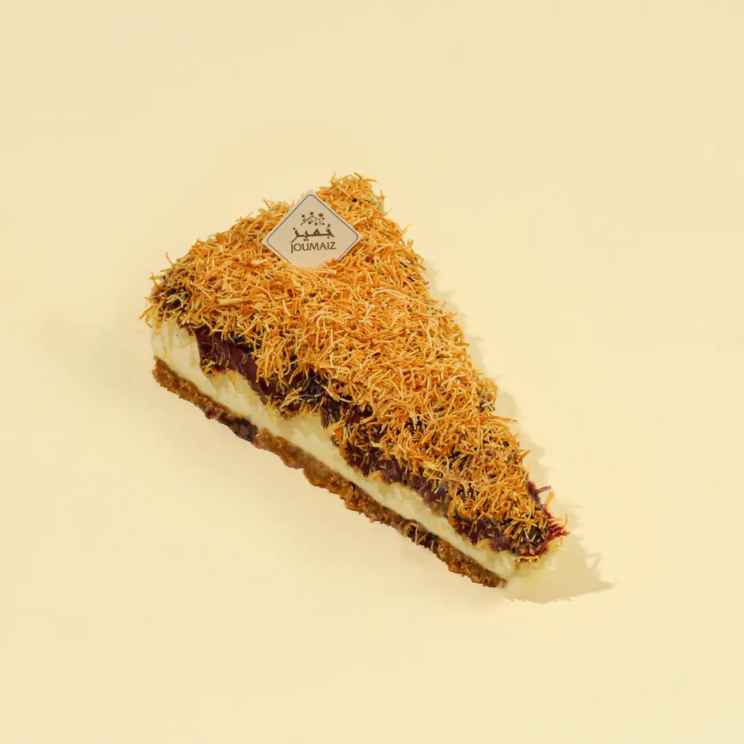 Blueberry Cheesecake with kunafa